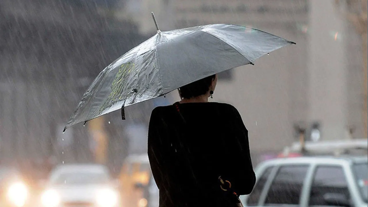 Pronostico de hoy:  Aguaceros y tormentas eléctricas esta tarde y noche