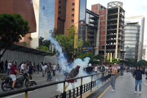 Dos muertos, 46 detenidos y varios heridos durante protestas en Venezuela