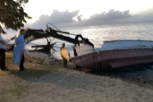 Encuentran otras dos osamentas de africanos en playa de provincia Espaillat