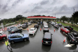 Florida realiza evacuación histórica con llegada del huracán Milton