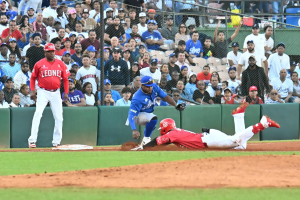 Tigres se imponen a  los Leones en dramático partido en el Estadio Quisqueya Juan Marichal